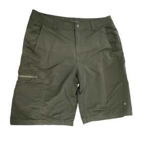 Columbia Green Athletic Shorts | Size 38 Regular
